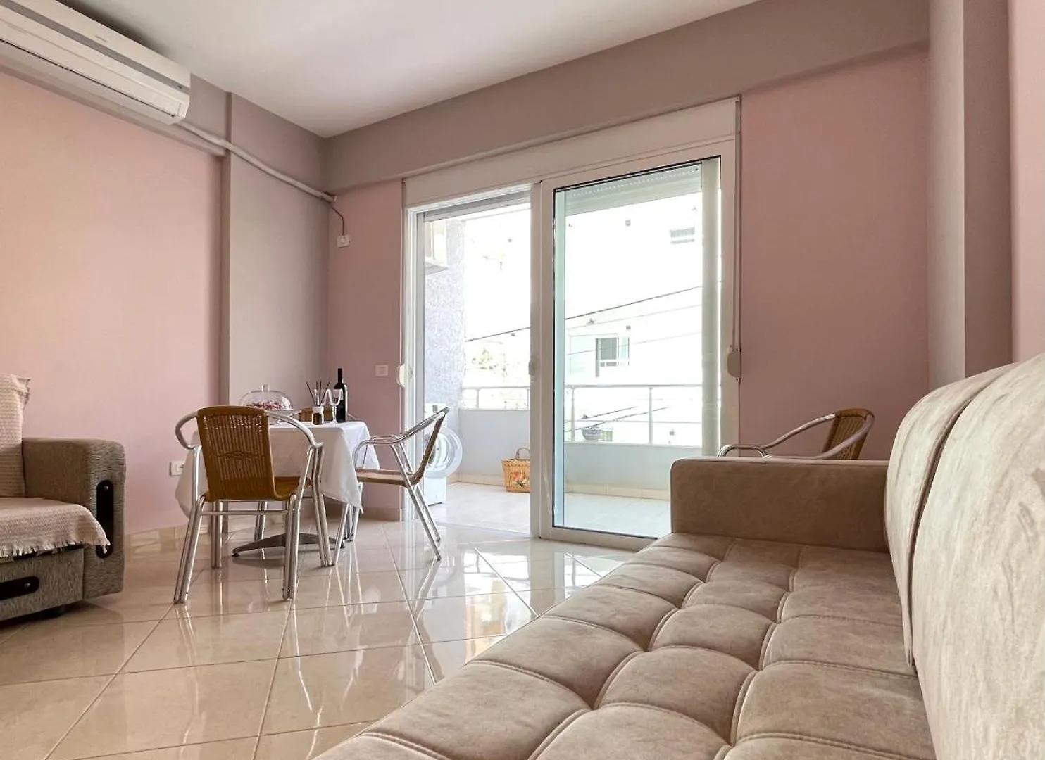 Azure Apartments Sarande