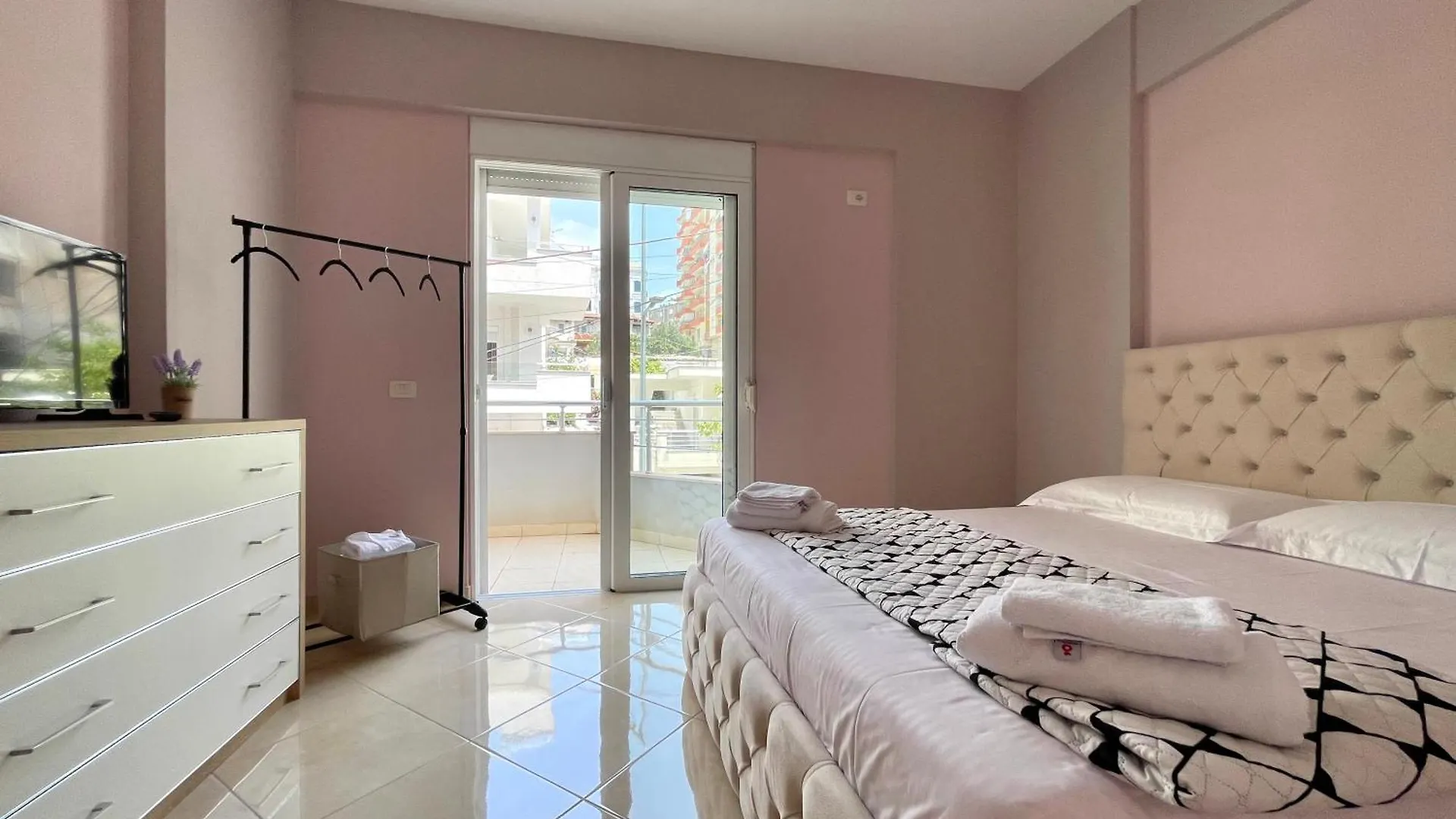 Azure Apartments Sarande