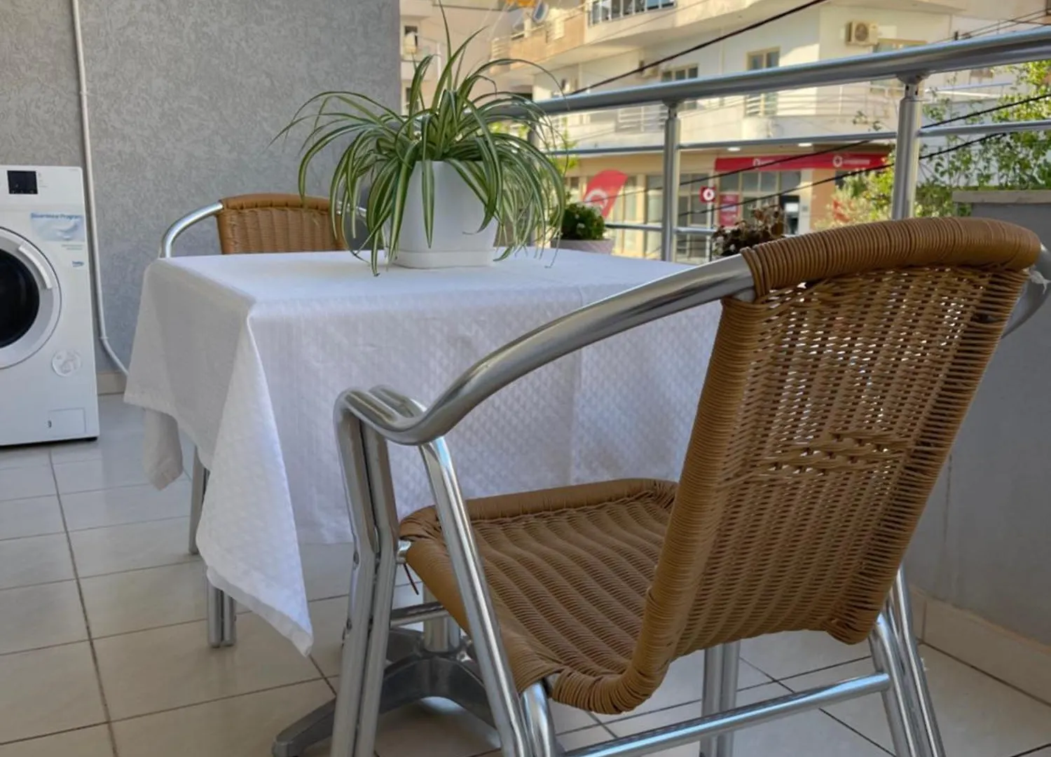 Azure Apartments Sarandë